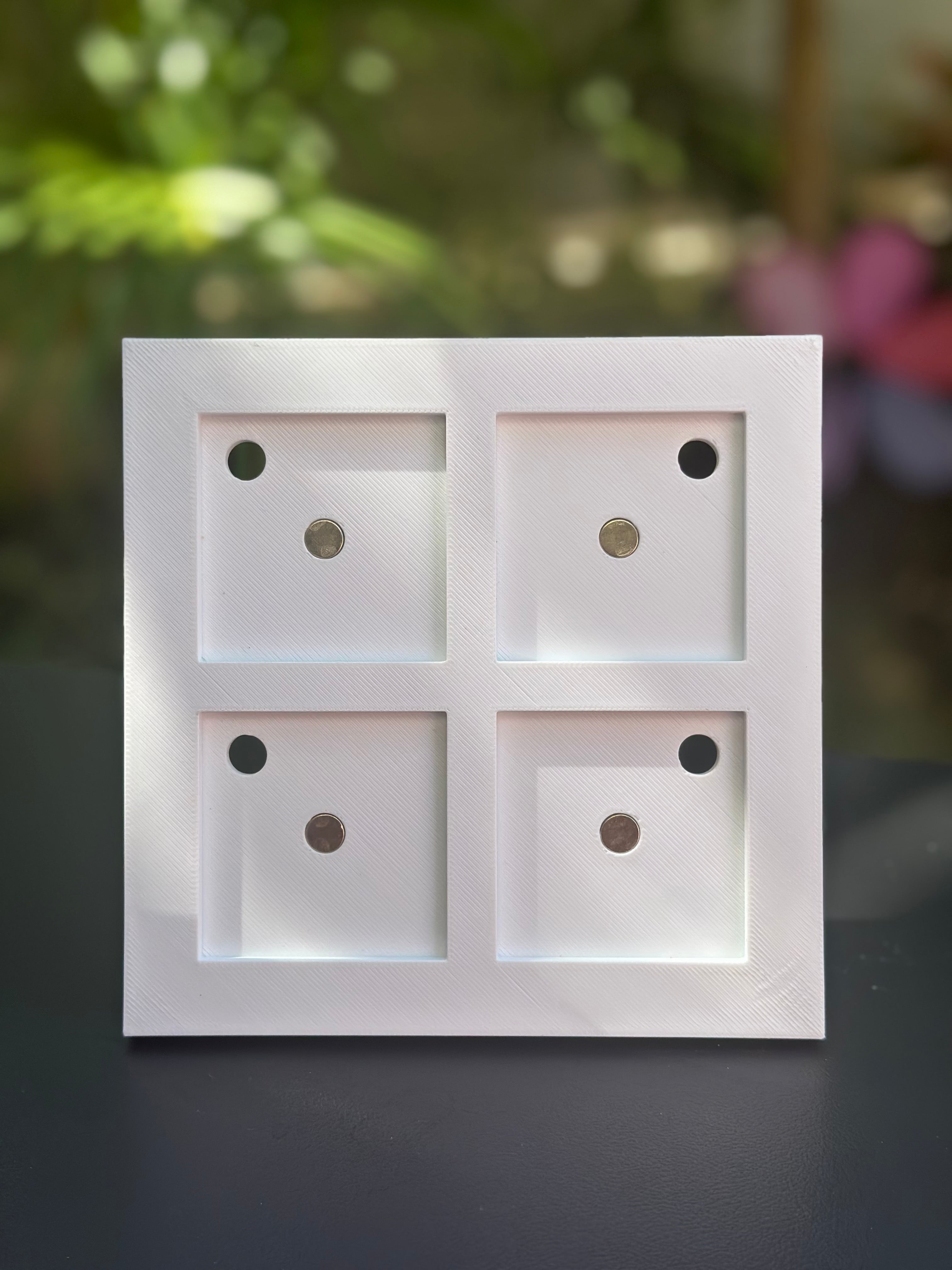 4-piece 2x2 Photo Magnet Frame